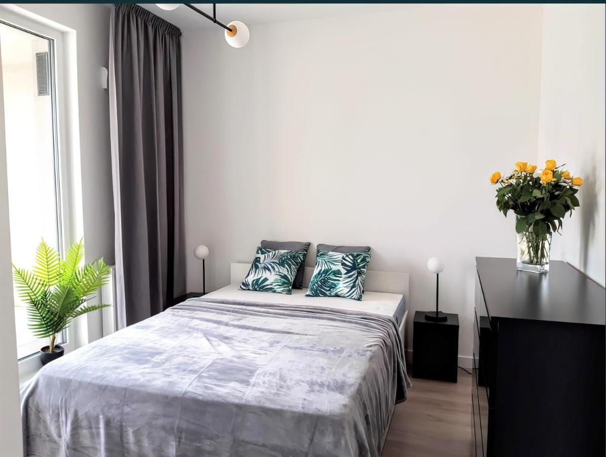 Apartamenty Fuzja - Komfortowe Mieszkania Blisko Centrum Lodzi Garaz Экстерьер фото