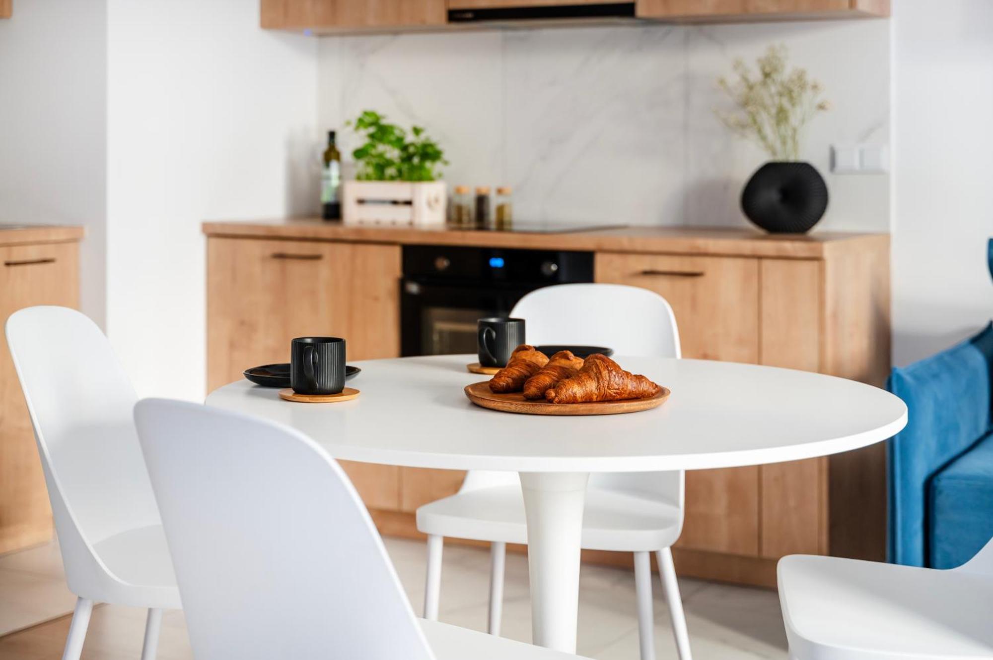 Apartamenty Fuzja - Komfortowe Mieszkania Blisko Centrum Lodzi Garaz Экстерьер фото