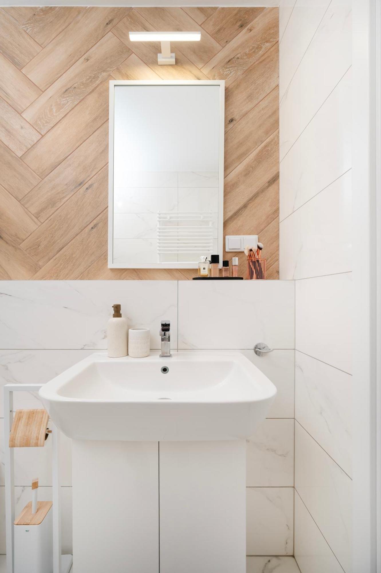 Apartamenty Fuzja - Komfortowe Mieszkania Blisko Centrum Lodzi Garaz Экстерьер фото